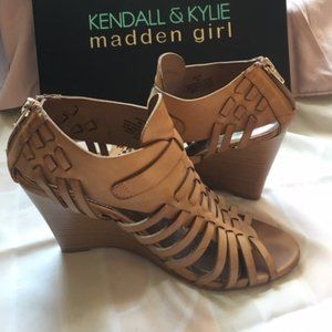 Madden Girl-Kendall/Kylie  "Brinn" Wedge - Size 8